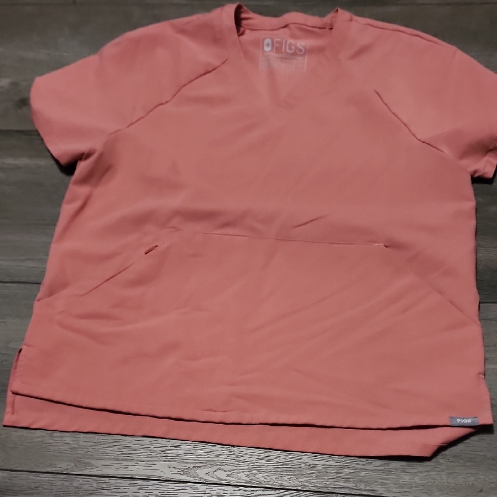 Figs Top In Coral